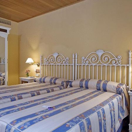 Cortijo La Reina Guest House Malaga Room photo