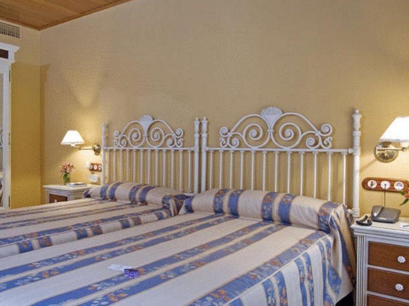 Cortijo La Reina Guest House Malaga Exterior photo