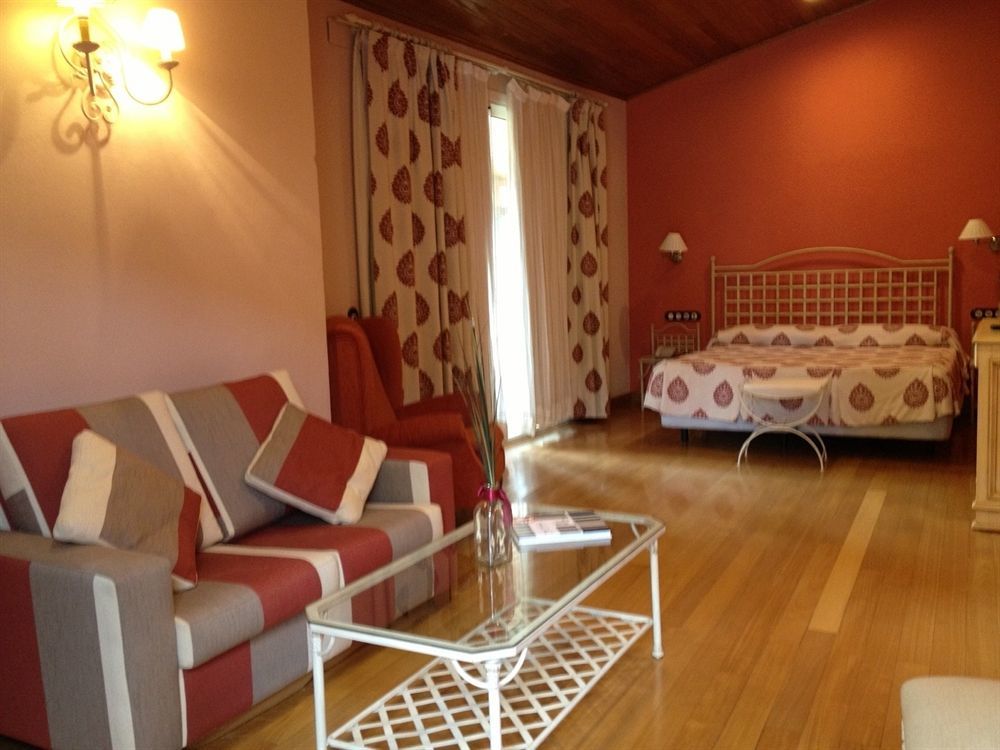 Cortijo La Reina Guest House Malaga Exterior photo